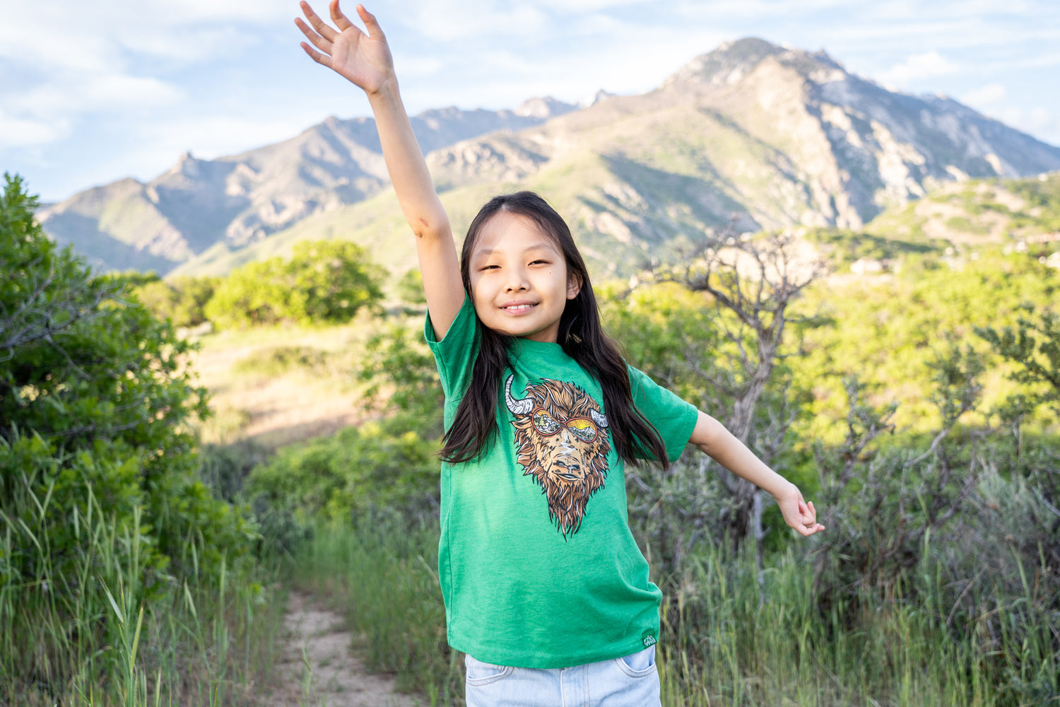 8 Tips for Hiking with Kids This Summer