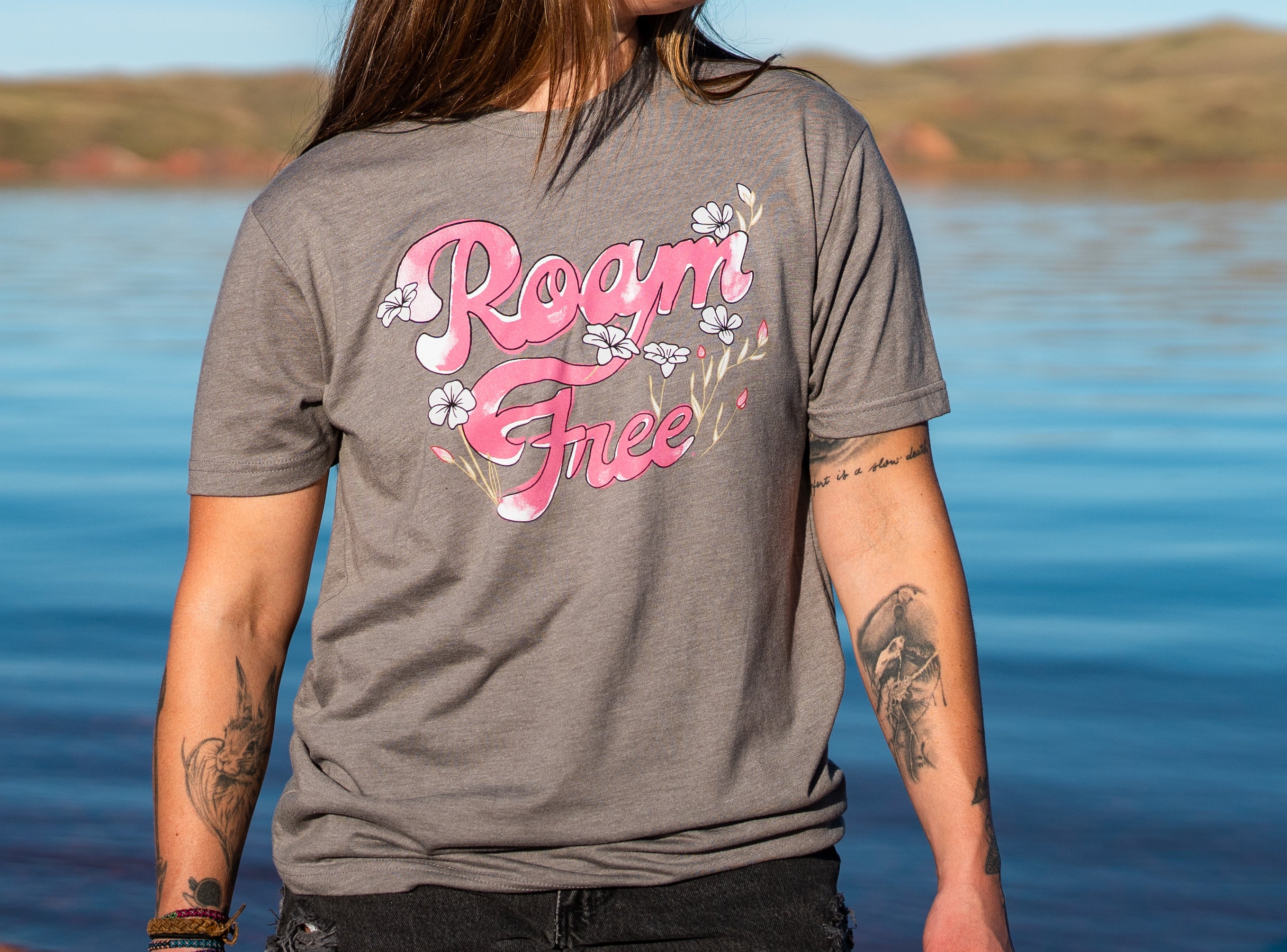 Roam Free Flowers Women's Triblend T-Shirt