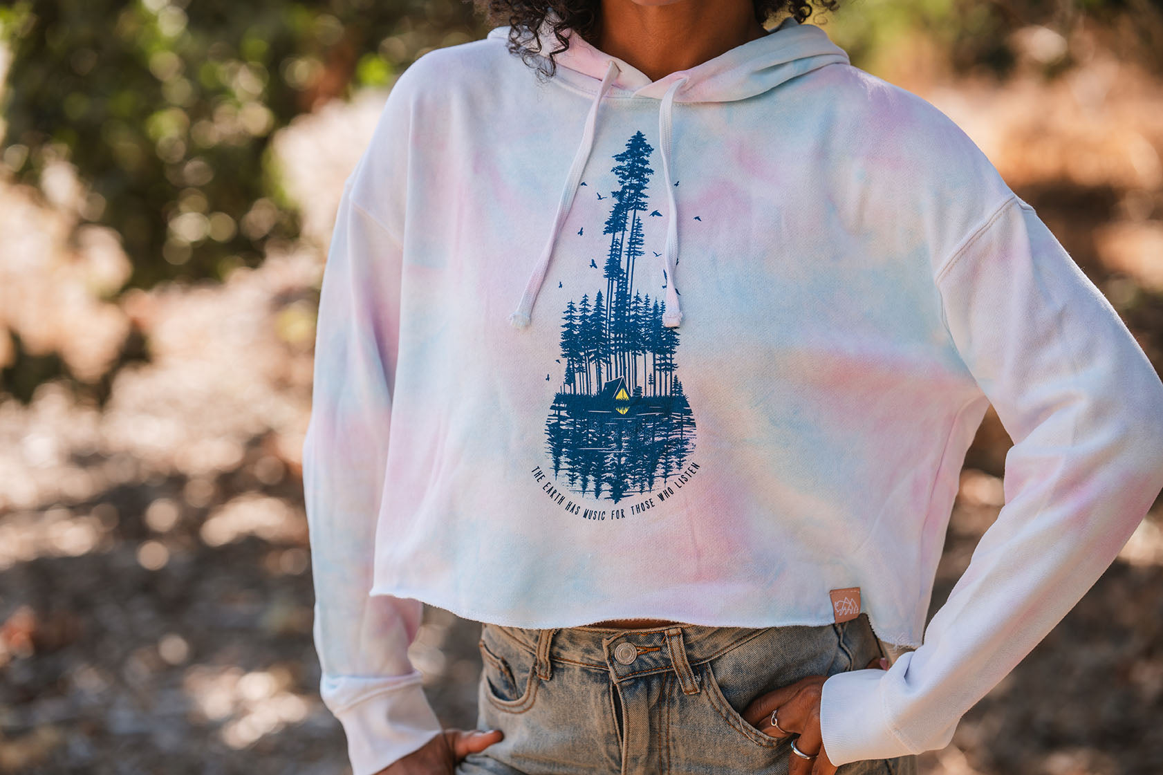 The Earth Has Music Women's Crop Hoodie